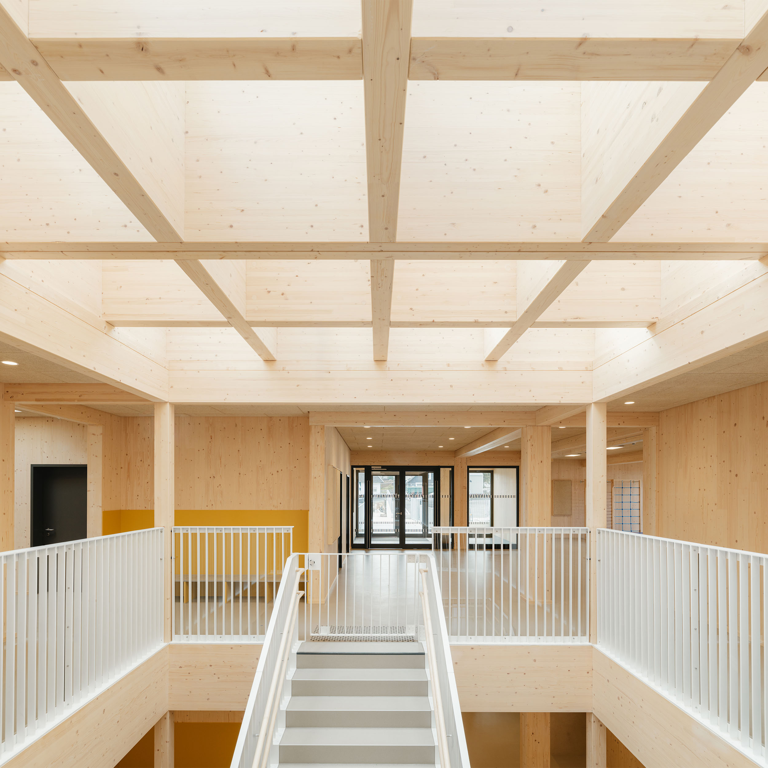 kita monschau mützenich hahn helten derix modulbau holzbauweise kindergarten architecture patrick johannsen fotografie